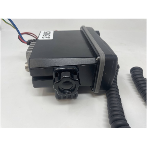 ICOM IC-M304 VHF Marine Submersible - Image 5