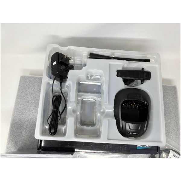 Tera TR-7400 UHF 400 - 470 DMR Off Grid - Image 5