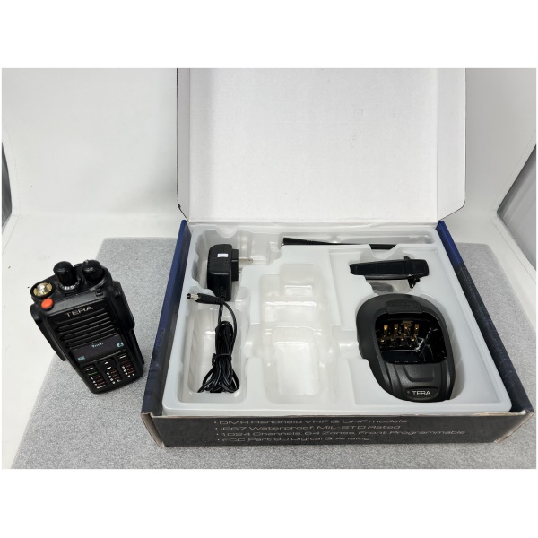 Tera TR-7400 UHF 400 - 470 DMR Off Grid - Image 3