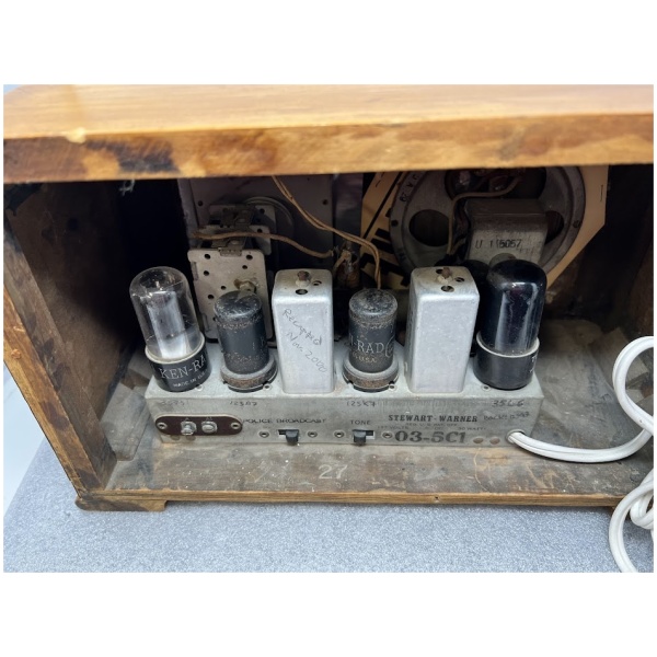 Vintage 1939 Stewart Warner 03-5C1 Radio - Image 9