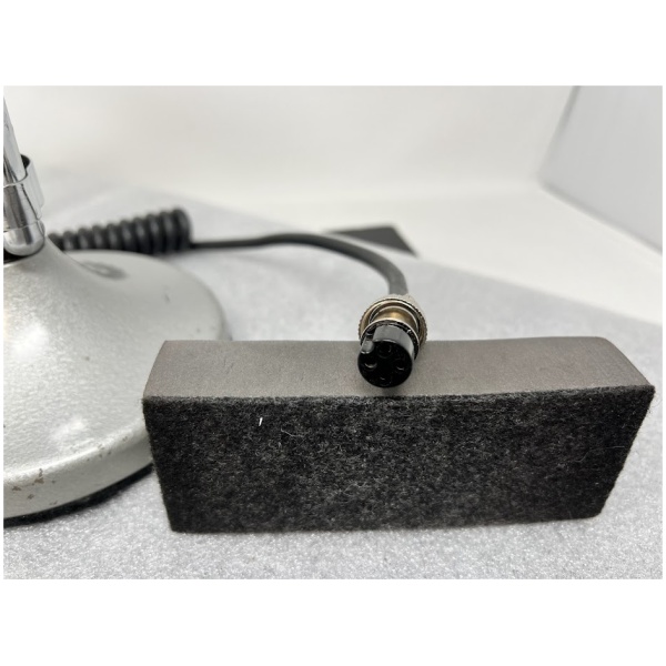 Astatic D-104 Desktop Microphone with T-UG8 Stand - Image 3