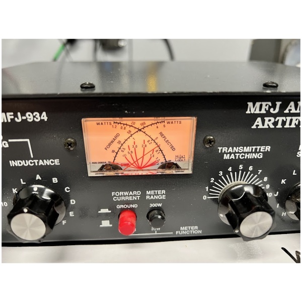 MFJ-934 Antenna Tuner - Image 9