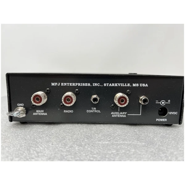 MFJ-1026 Deluxe Noise Canceling Signal Enhancer - Image 4
