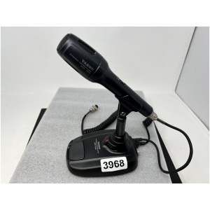 Yaesu MD-100A8X Dynamic Microphone