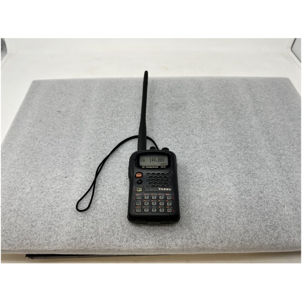 YAESU VX-5R FM Transceiver - Image 5