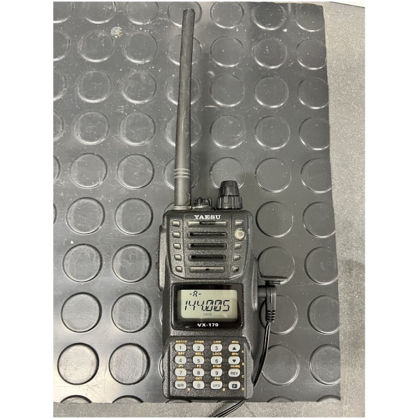 YAESU VX-170 FM Transceiver - Image 2