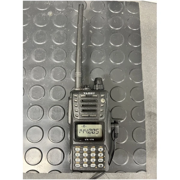 YAESU VX-170 FM Transceiver - Image 2