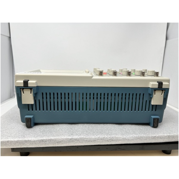 Tektronix TDS 2024B Digital Storage Oscilloscope - Image 7