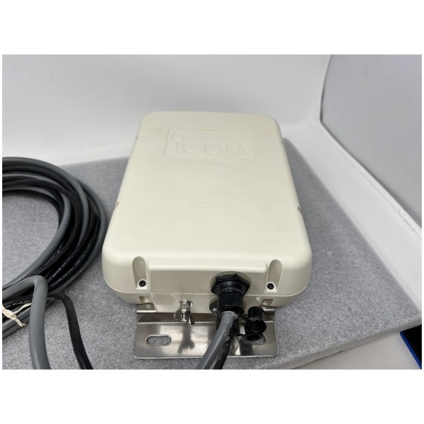 Icom AH-4 Remote Antenna Tuner - Image 2