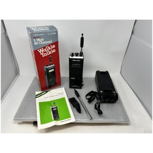 Vintage Realistic TRC-216 Walkie Talkie