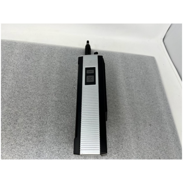 Vintage Realistic TRC-216 Walkie Talkie - Image 9