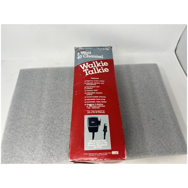 Vintage Realistic TRC-216 Walkie Talkie - Image 15