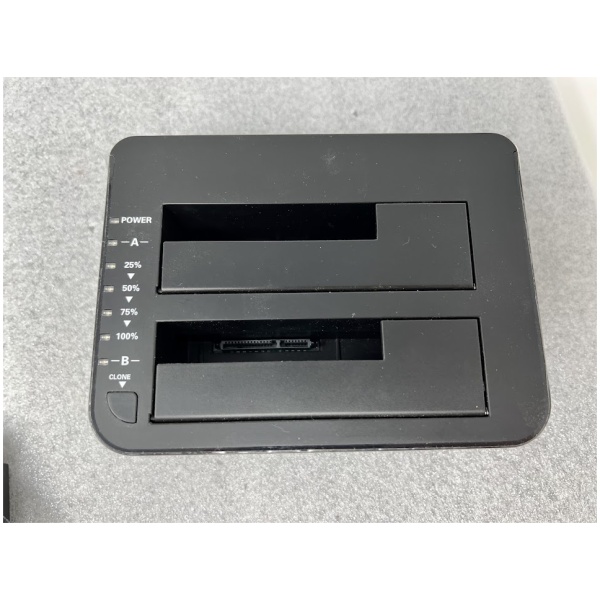 Inateck FD2002 Hard Drive Docking Station - Image 8