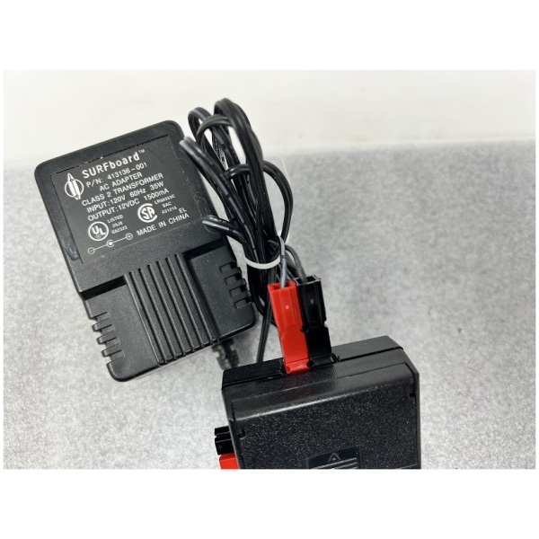 MFJ-1106 6-Way Desk-Top DC Power Distribution Unit - Image 6