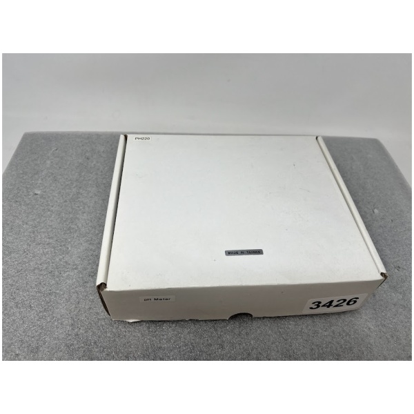 EXTECH PH220 Waterproof Palm PH Meter - Image 2