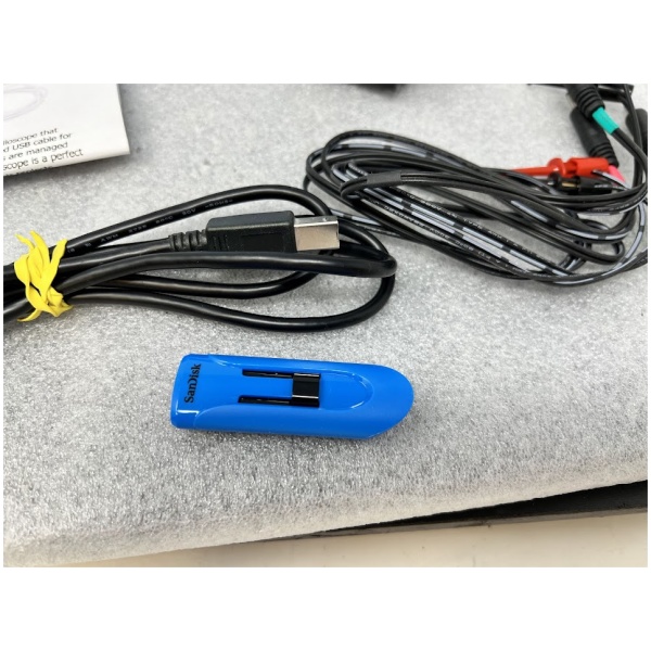 PARALLAX INC. USB Oscilloscope - Image 8