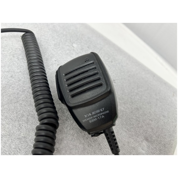 YAESU SSM-17A Speaker/Microphone - Image 3