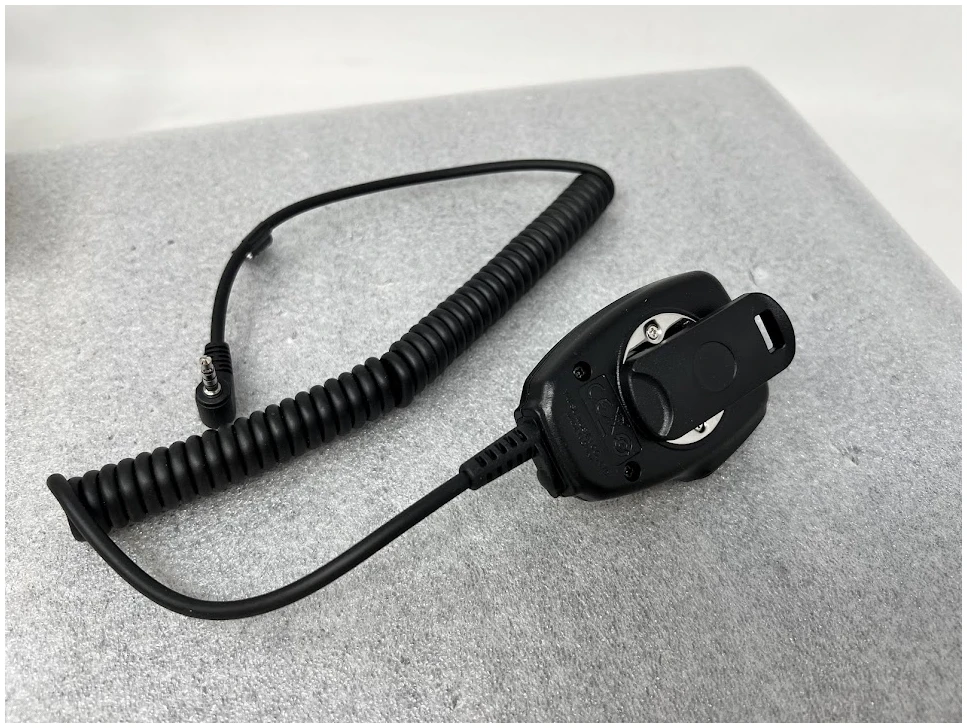 YAESU SSM-17A Speaker/Microphone - Image 4