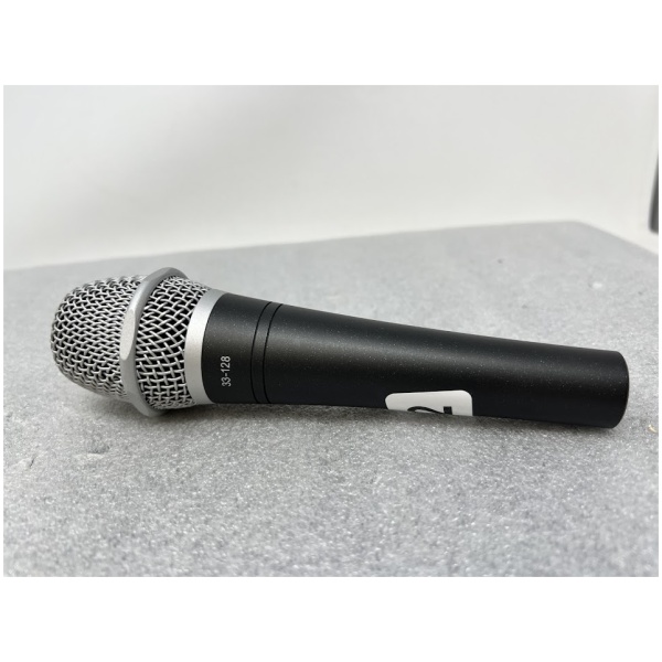 RadioShack 33-128 Super Cardioid Dynamic Handheld Mic - Image 2