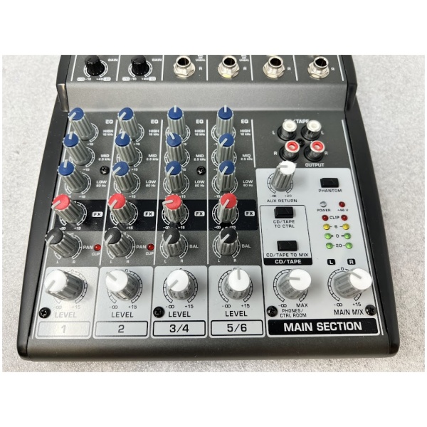 Behringer Xenyx 802 Premium 8-Input 2-Bus Mixer with Xenyx Mic Preamps - Image 4