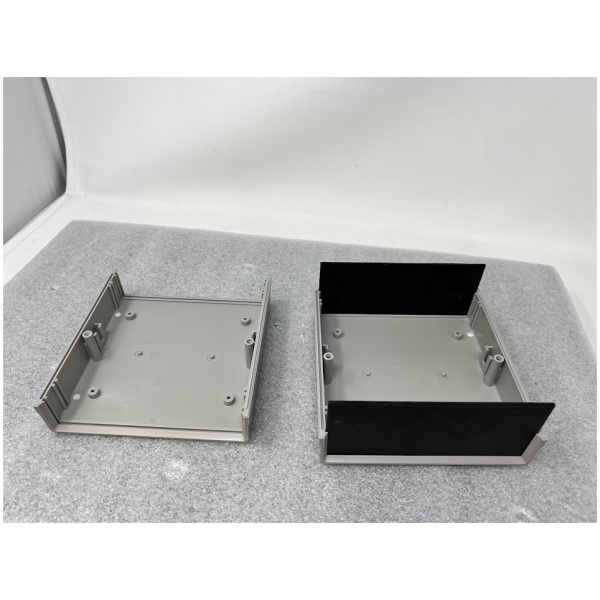 Plastic Project Case Box 5" x 5 1/4" x 2 1/4" - Image 2