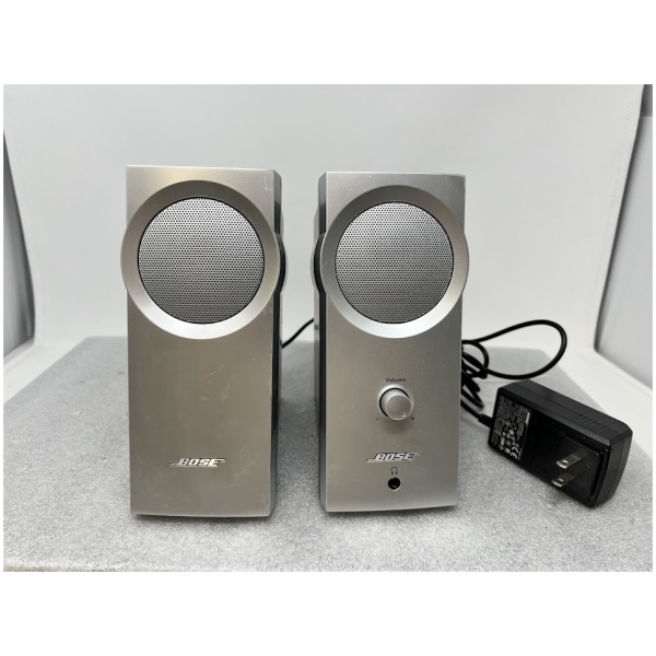 BOSE Companion 2 Multimedia Speaker System - Image 2