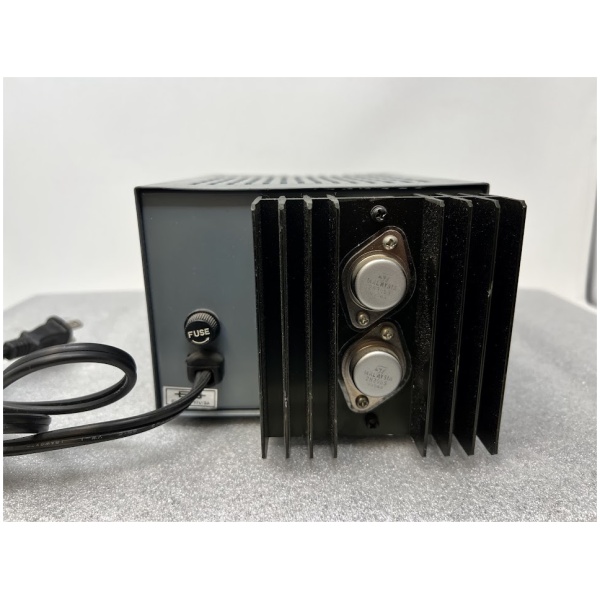 ER Model PS104 Regulated Power Supply - Image 4