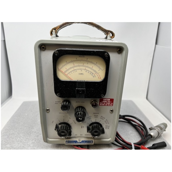 Hewlett Packard 410B Vacuum Tube Voltmeter - Image 2