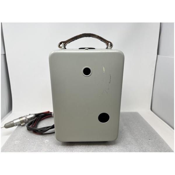 Hewlett Packard 410B Vacuum Tube Voltmeter - Image 4