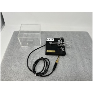 Bencher Keyer BY-1 Iambic Paddle with dust cover