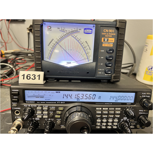 Yaesu FT847 HF/VHF/UHF Transceiver - Image 11