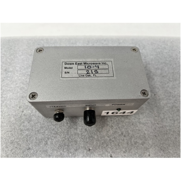 Down East Microwave 10-4 10 MHz. Amplified and Filtered 4 way divider  - Image 3