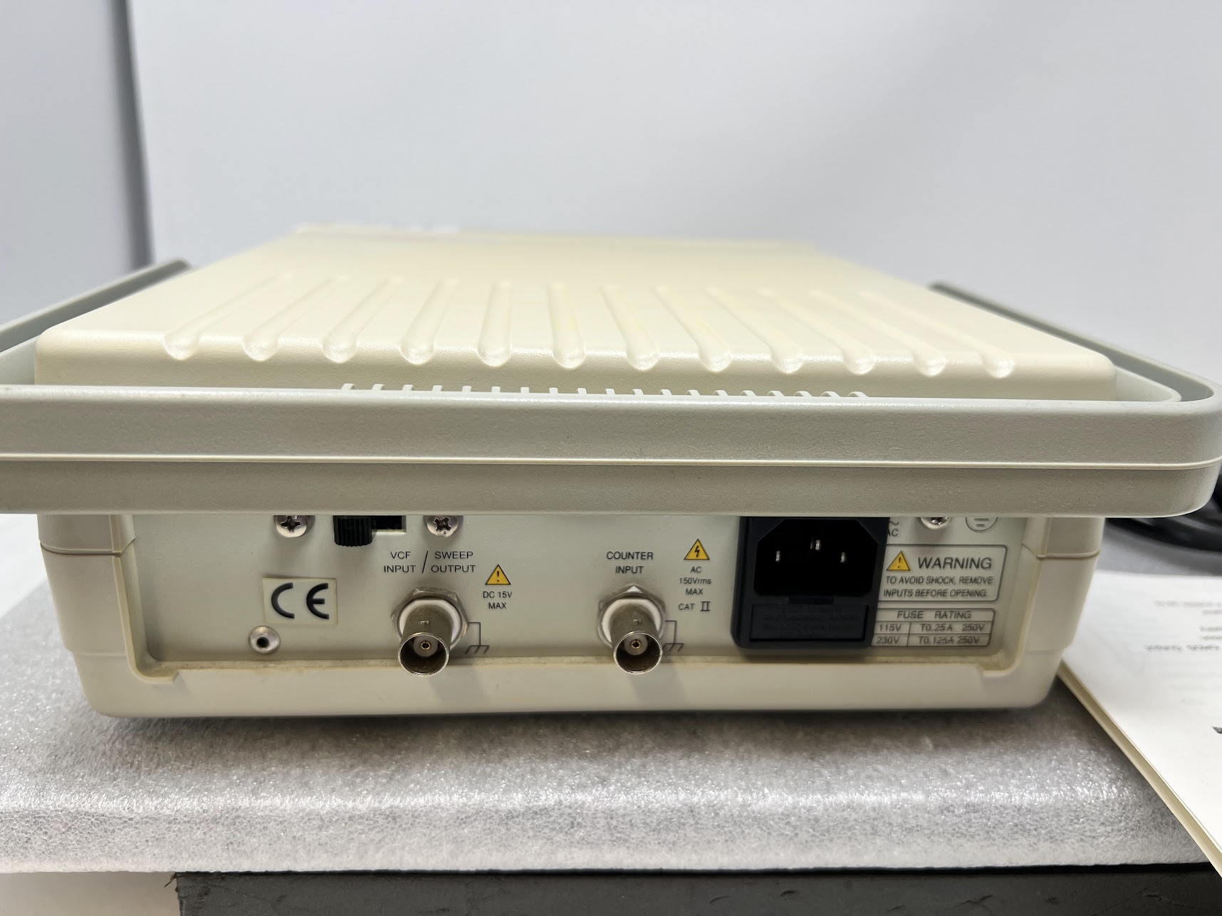 GW INSTEK Function Generator GFG-8210 - Image 6