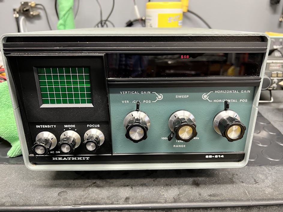 Heathkit SB-614 Solid-State Station Monitor