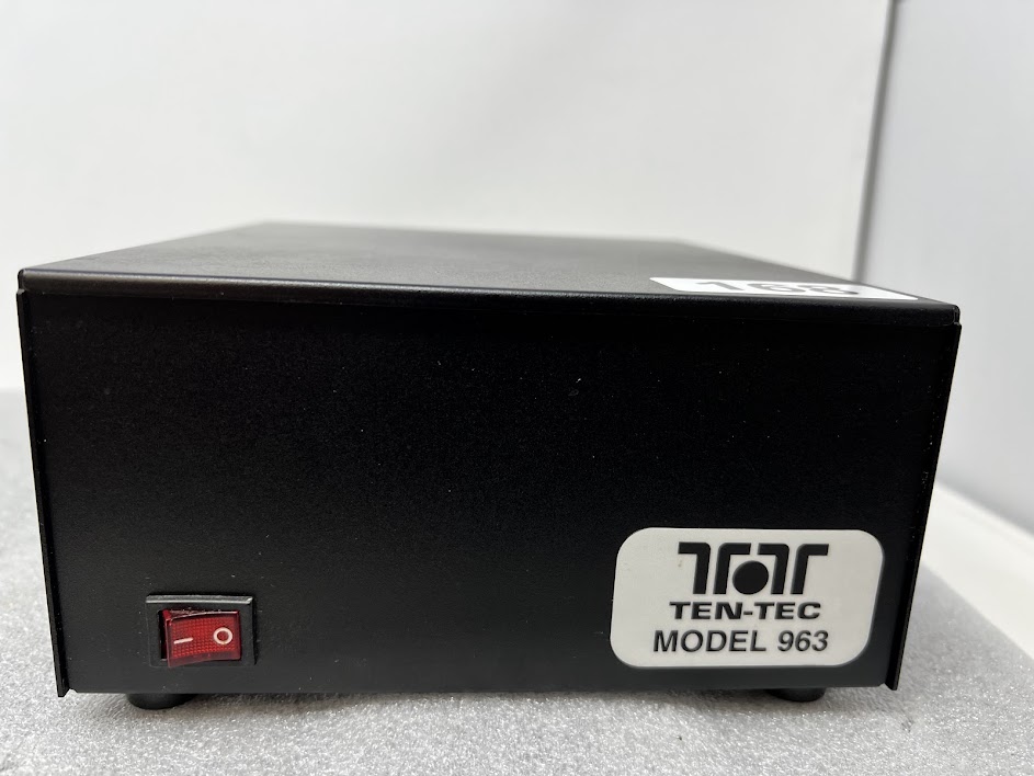 TEN-TEC Model 963 Switching Power Supply for Jupiter or Orion - Image 4