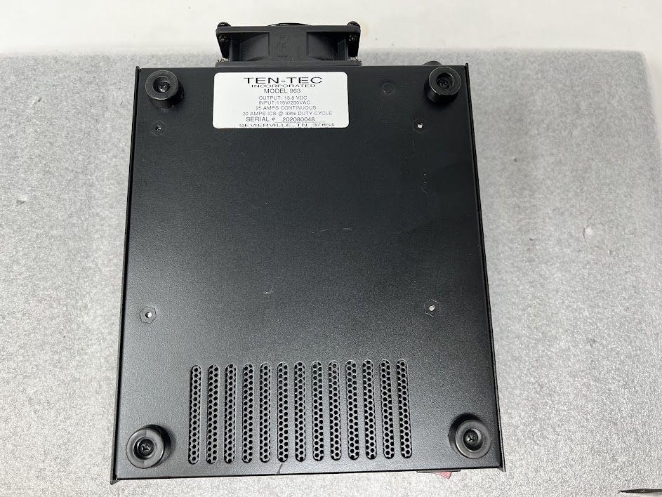 TEN-TEC Model 963 Switching Power Supply for Jupiter or Orion - Image 8