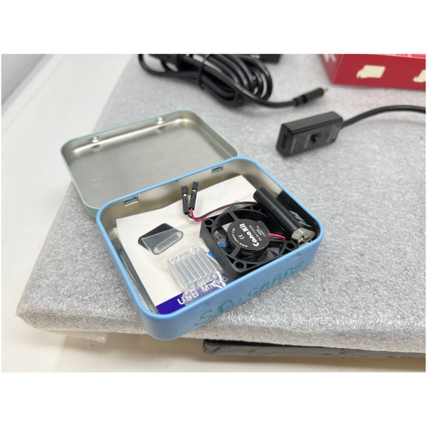 CanaKit Raspberry PI 4 Extreme Kit 8GB RAM - Image 4