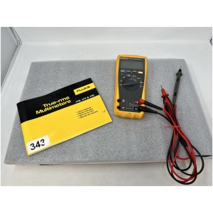 FLUKE 179 TRUE RMS MULTIMETER