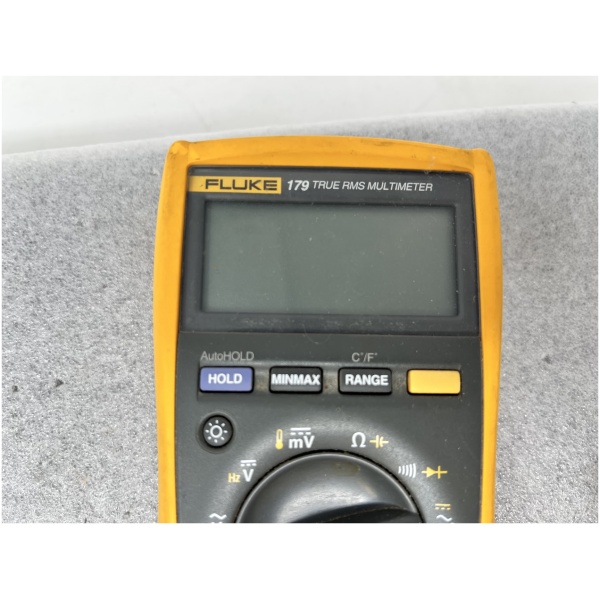 FLUKE 179 TRUE RMS MULTIMETER - Image 3