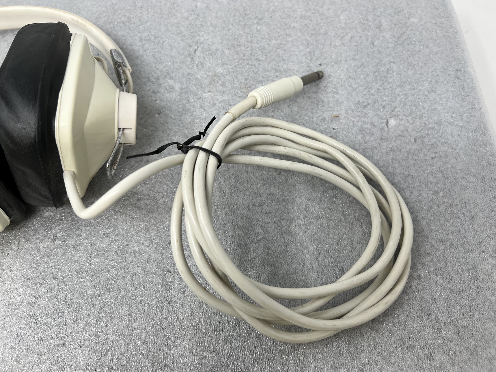 Vintage 1970's Kenwood HS-4 Headphones - Image 5