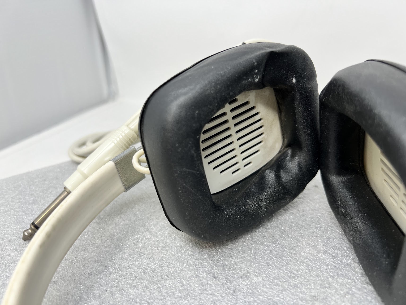 Vintage 1970's Kenwood HS-4 Headphones - Image 7