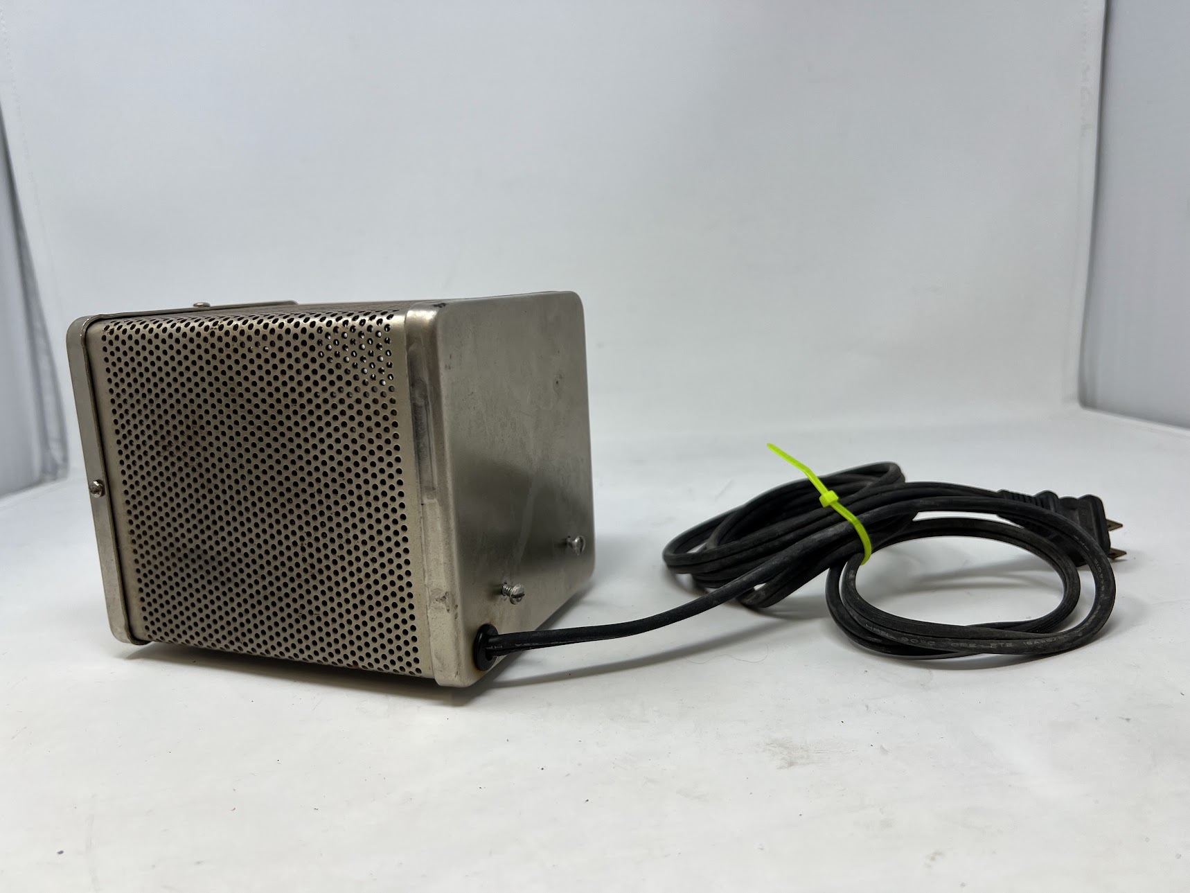 E. F. Johnson Co. T-R Switch 250-39 (Fully Automatic Transfer Switch) - Image 2