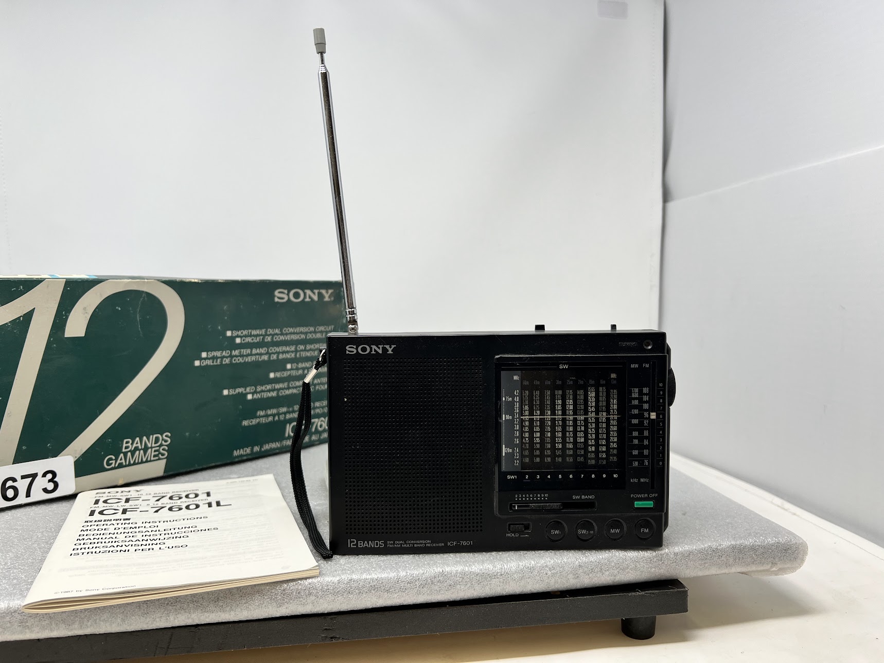 SONY ICF-7601 12-Band Receiver