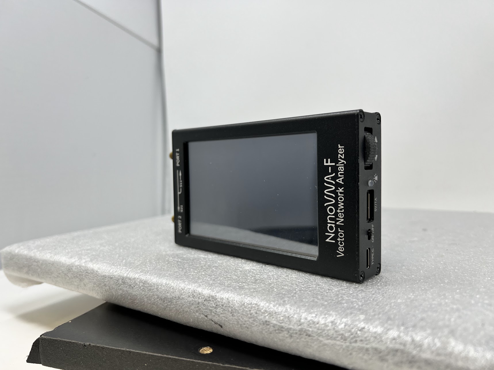 Nano VNA-F Vector Network Analyzer - Image 5