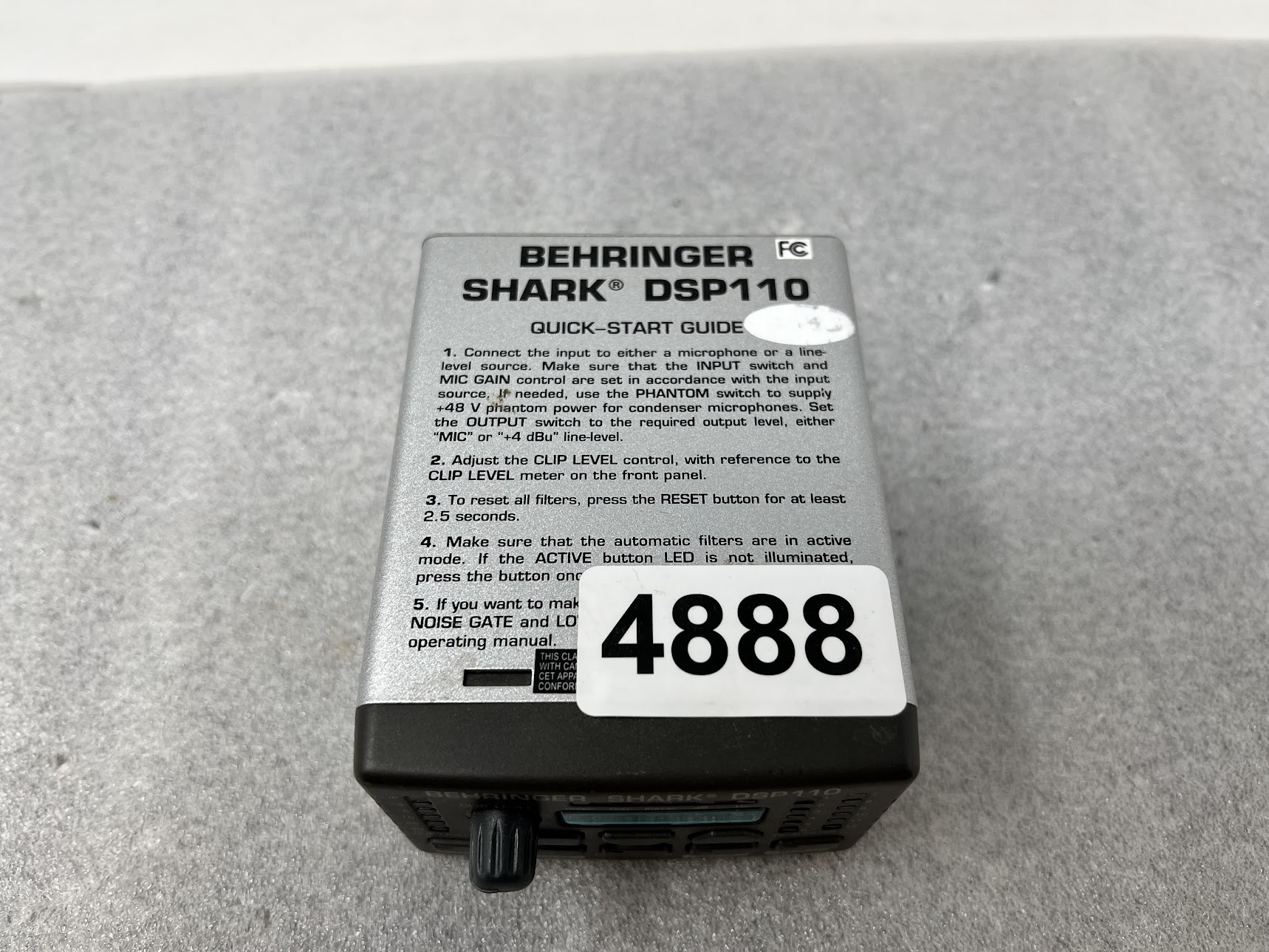 Behringer Shark DSP110 Feedback Destroyer and Programmable Delay - Image 3