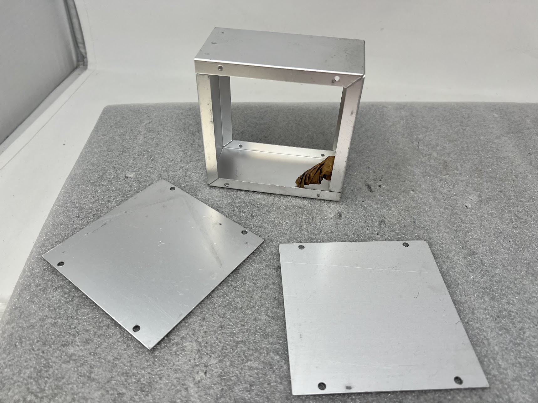 Hammond Style Die-Cast Aluminum Enclosure - Image 2