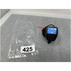 YAESU NC-18B Battery Charger