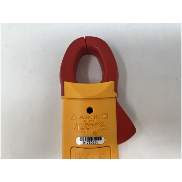 FLUKE 322 Clamp Meter - Image 4