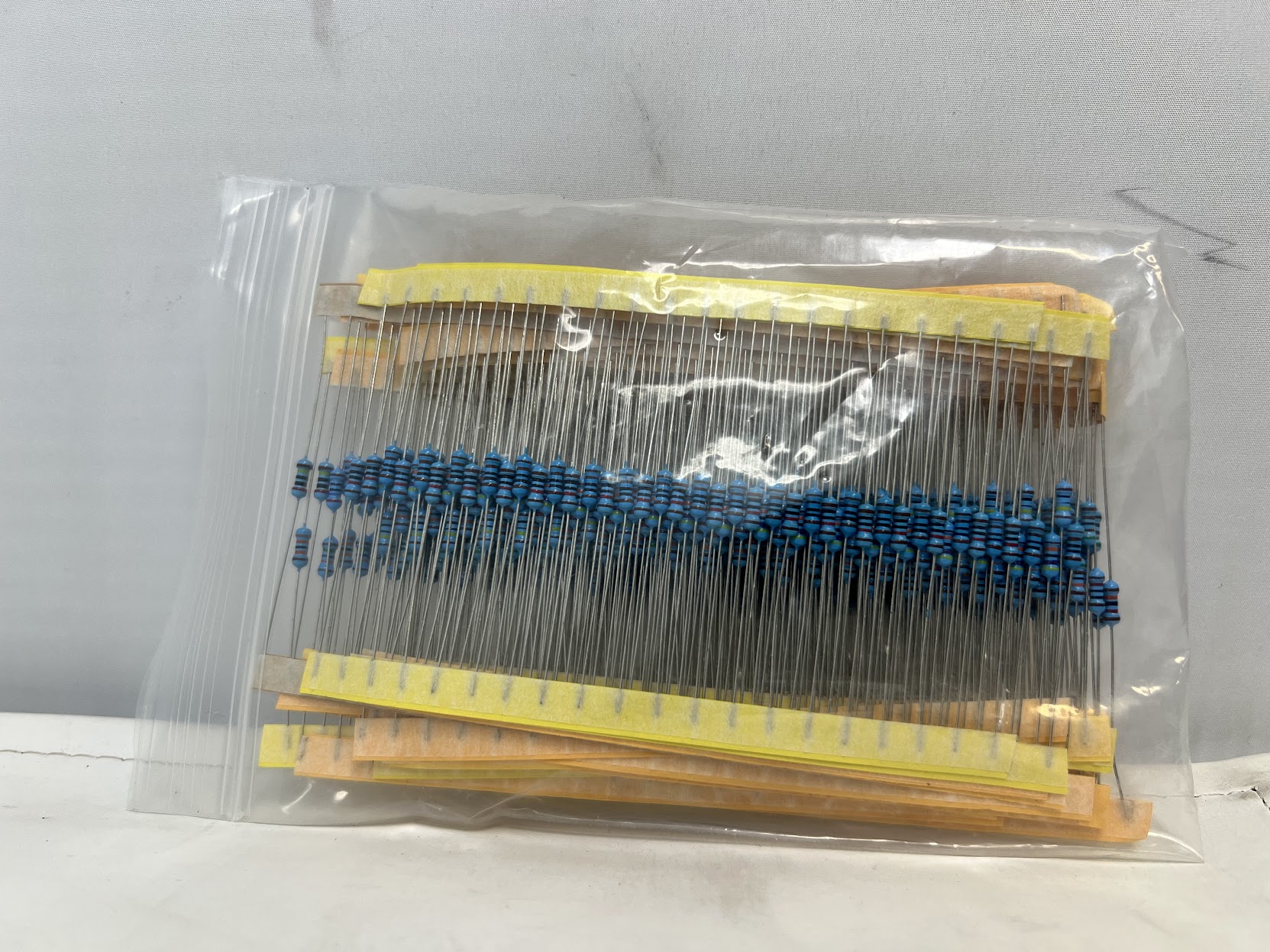 520pc 1/4W Resistor Assortment - Image 2