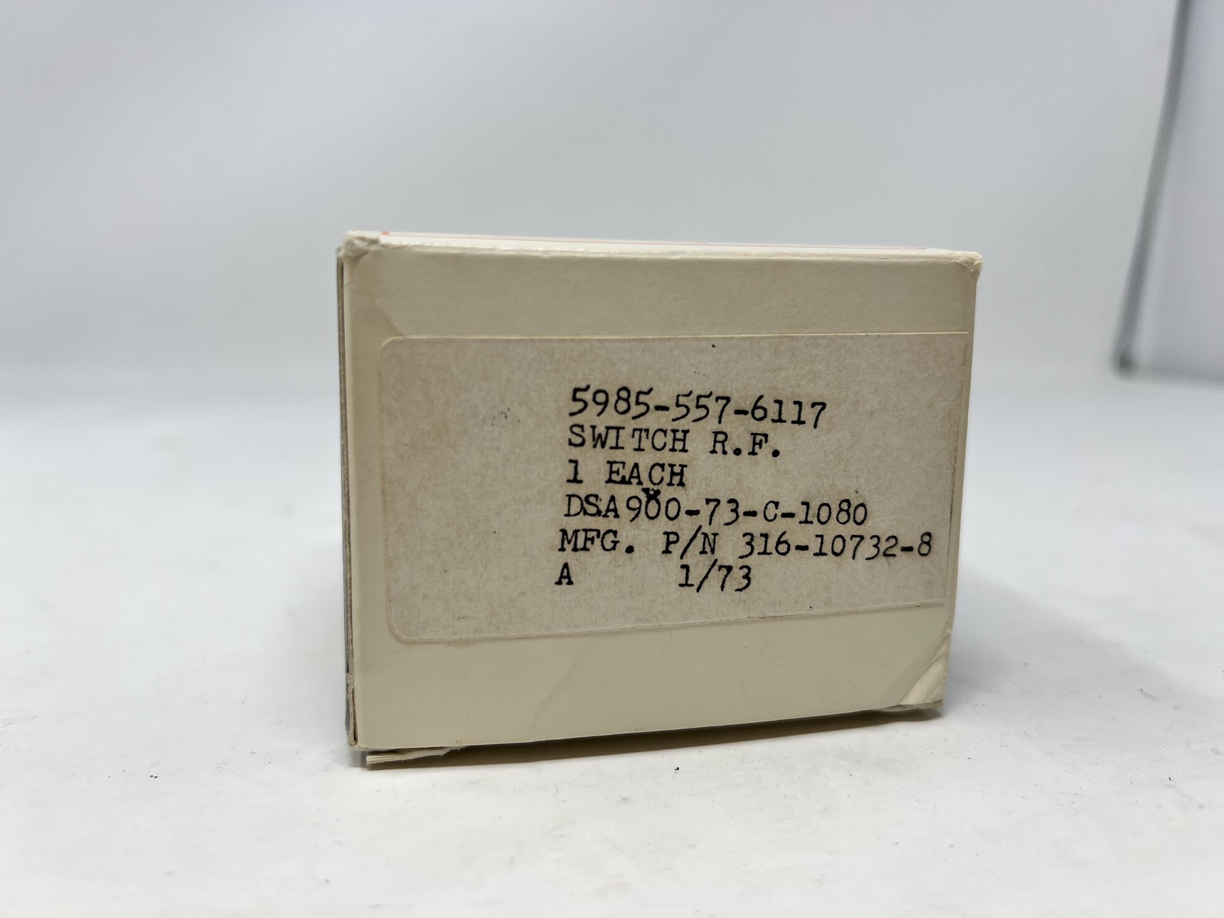 AMPHENOL R.F Coaxial Switch 5985-557-6117 - Image 2